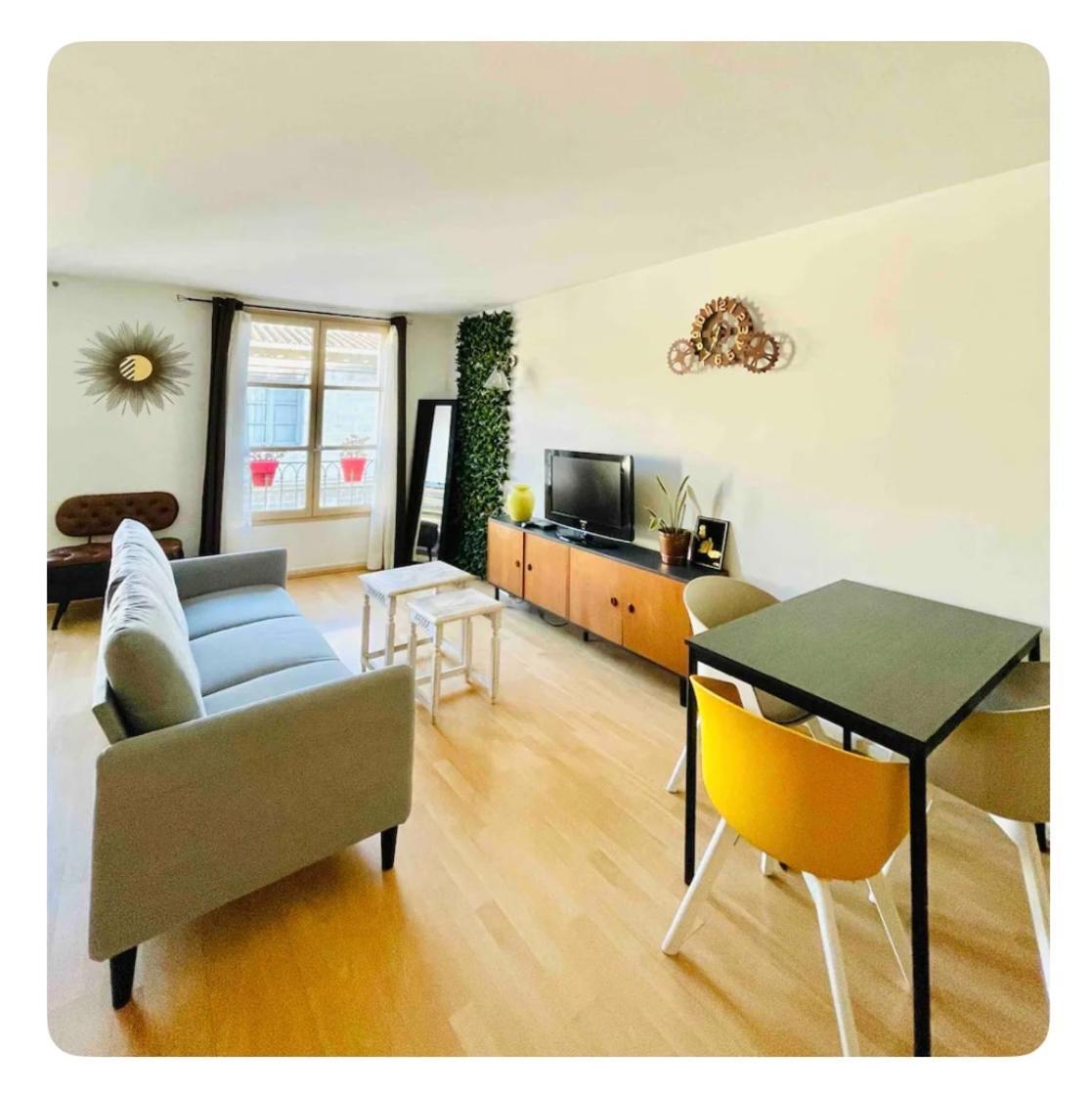 Appartement calme, à 2 pas du Palais des Papes Avinhão Exterior foto